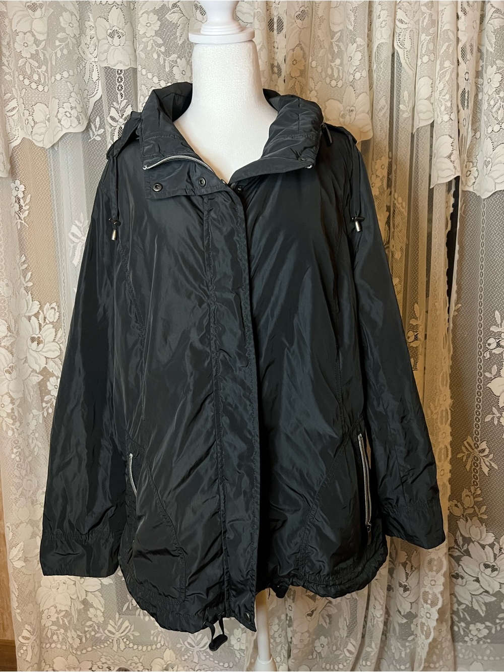 Women's Black Hooded Lightweight Jacket XL